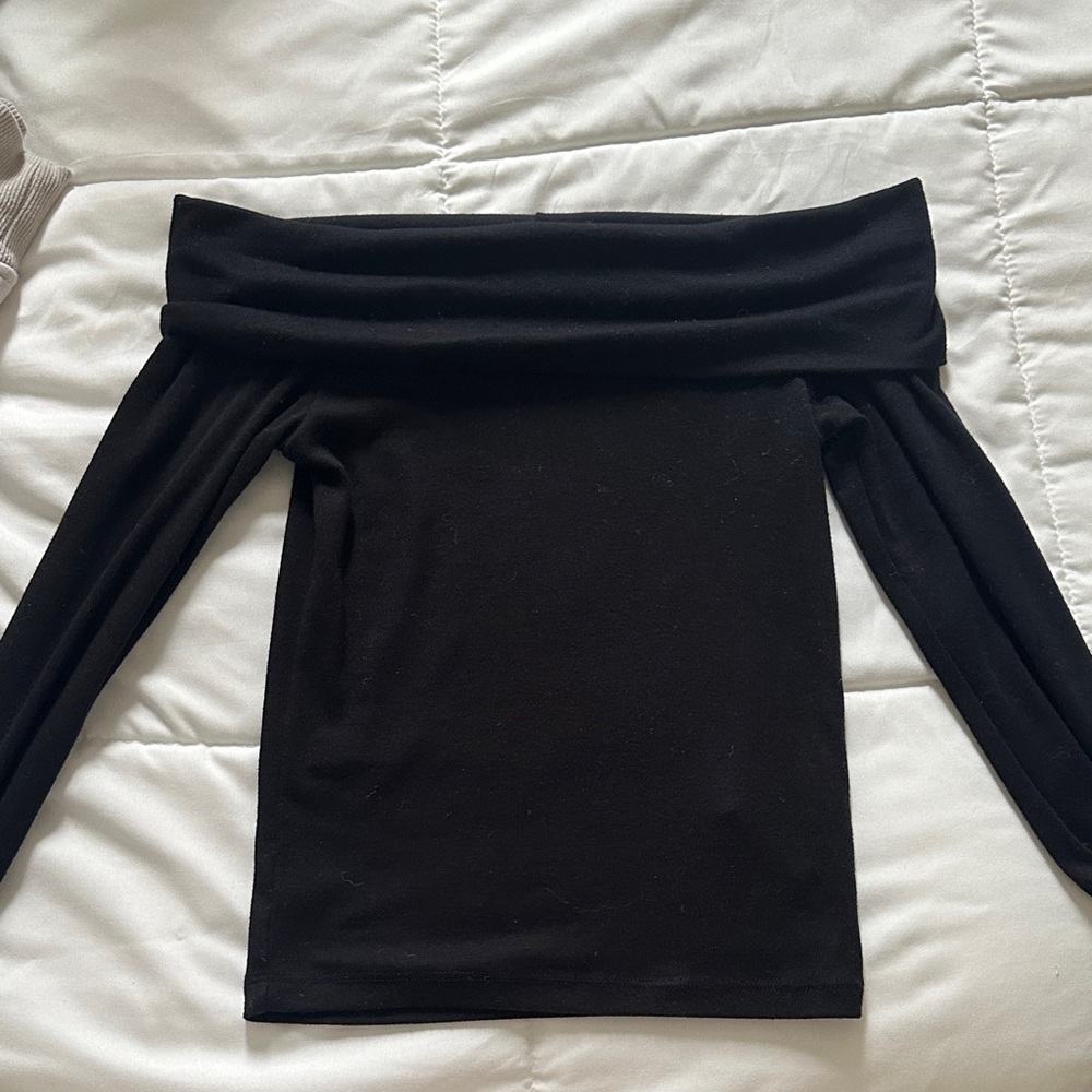 American Eagle Outfitters Black off the shoulder Top